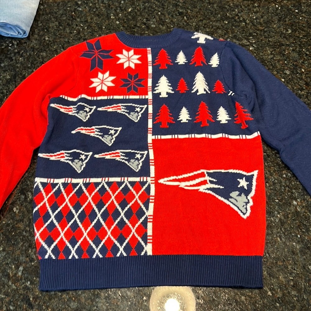 Men’s Patriots Christmas Sweater
